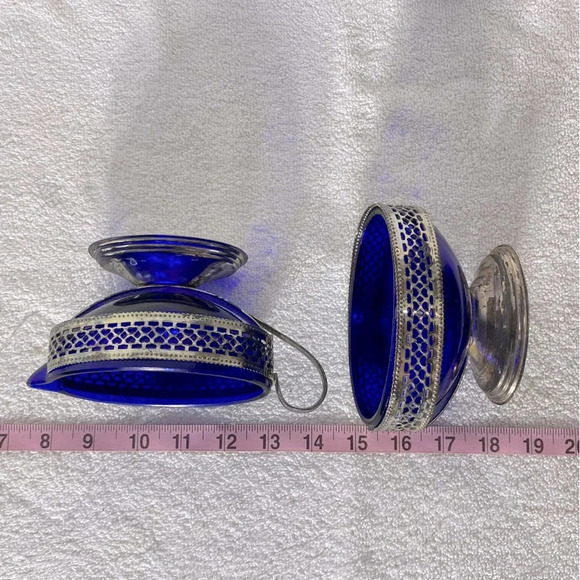 Vintage Silver Tone Pedestal Cobalt  Blue Glass Royal Sapphire Cream & Sugar Set - Picture 16 of 16